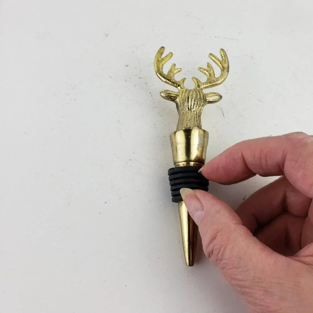 Mary Square Golden Reindeer Metal Wine Bottle Stopper